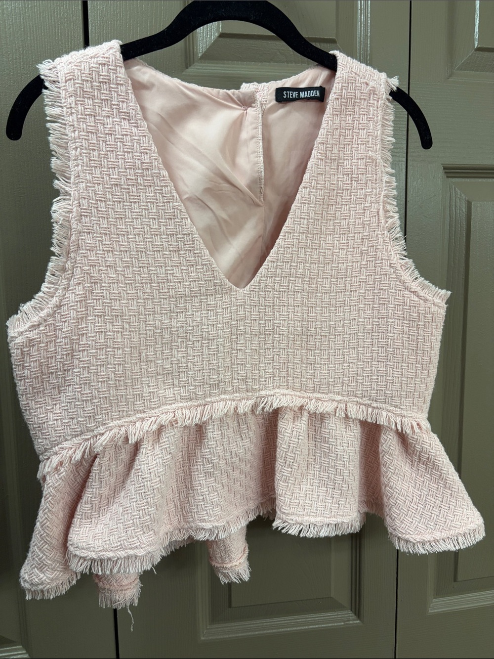 Steve Madden Pale Pink Textured Peplum V-Neck Tank